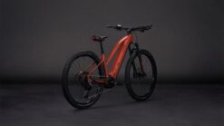 Alternative view of REACTION HYBRID RACE 800