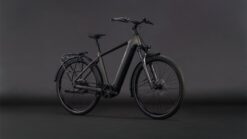 Alternative view of TOURING HYBRID COMFORT SLX 800