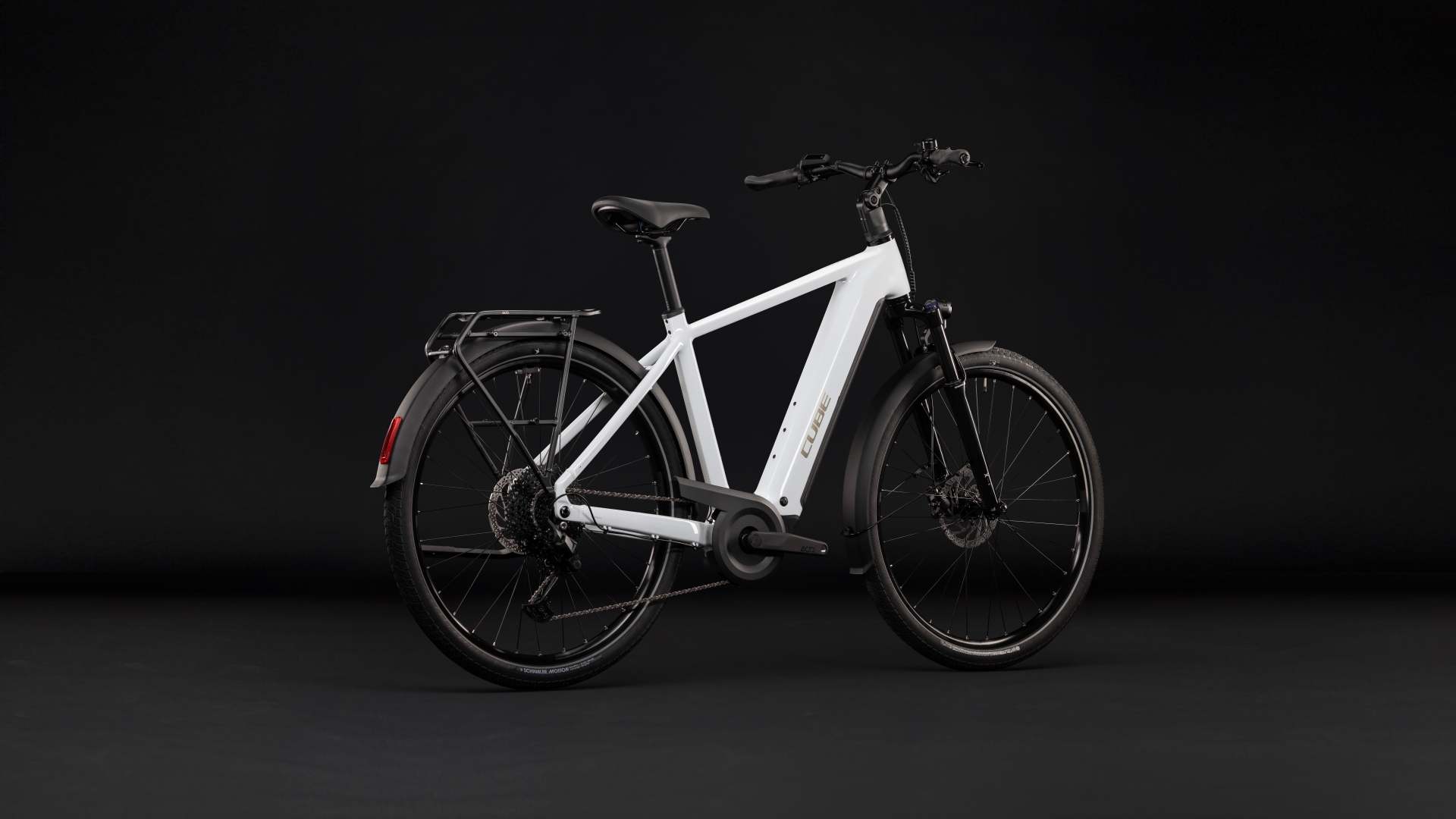 TOURING HYBRID ONE 600 – Bild 3