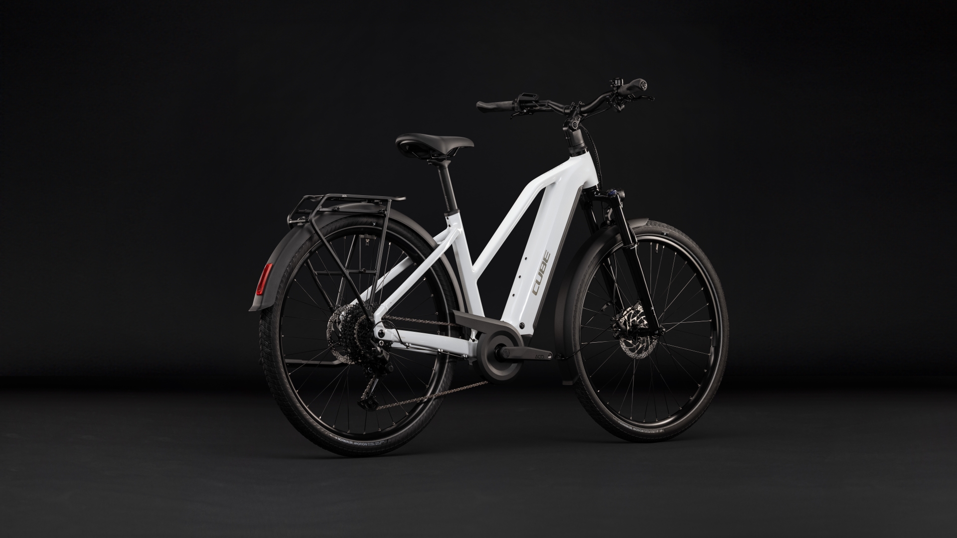 TOURING HYBRID ONE 600 – Bild 3