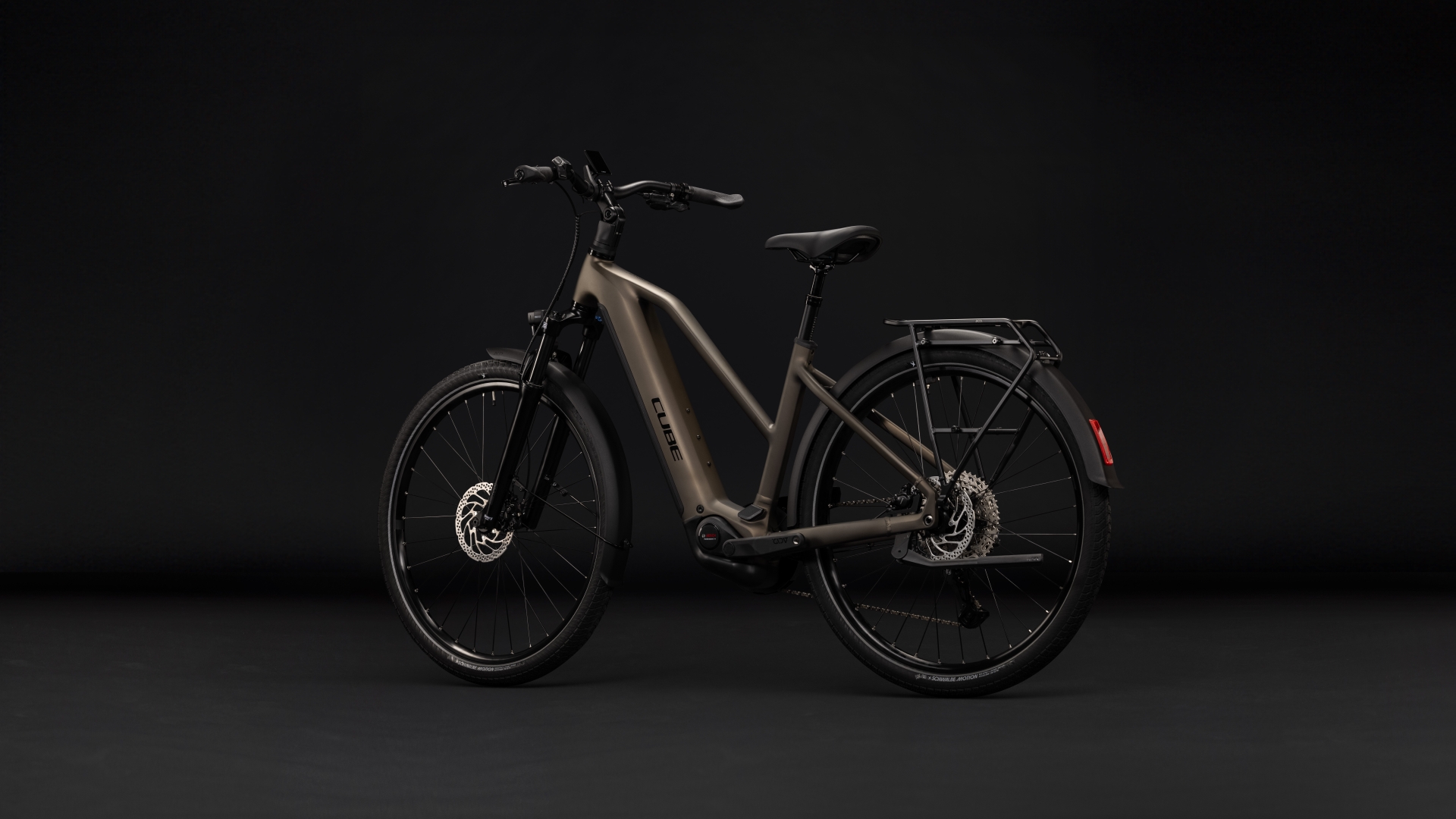 TOURING HYBRID PRO 800 – Bild 5